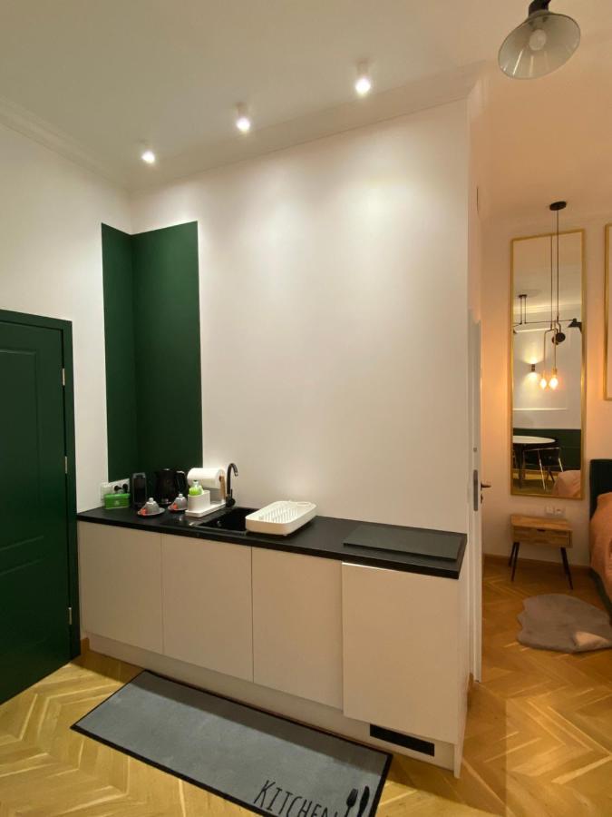 Royal Point Bed & Bath Apartment *